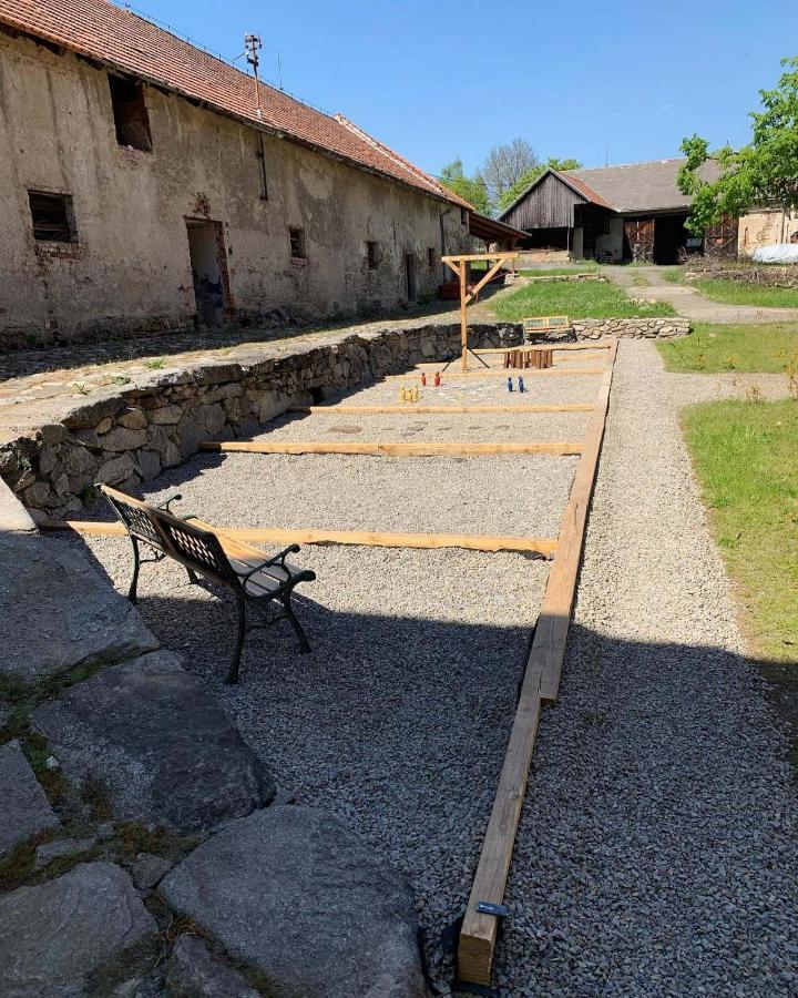 Zamek Mokrosuky Exterior foto